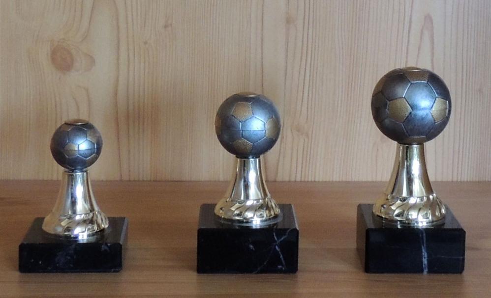 3er Serie Ballsport Figur 9,5 bis 12,5cm #84