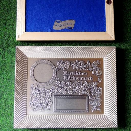 Zinnrelief Neutral 1