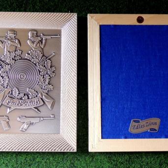 Zinnrelief Schützen