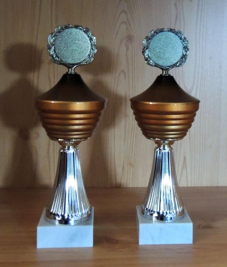 Ehrenpreis Kunststoff 30cm Deckel fest # A 5