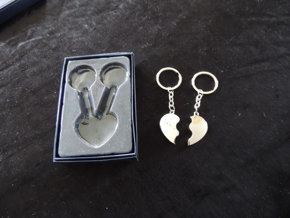 Schlüssel Anhänger Chrom Herz geteilt