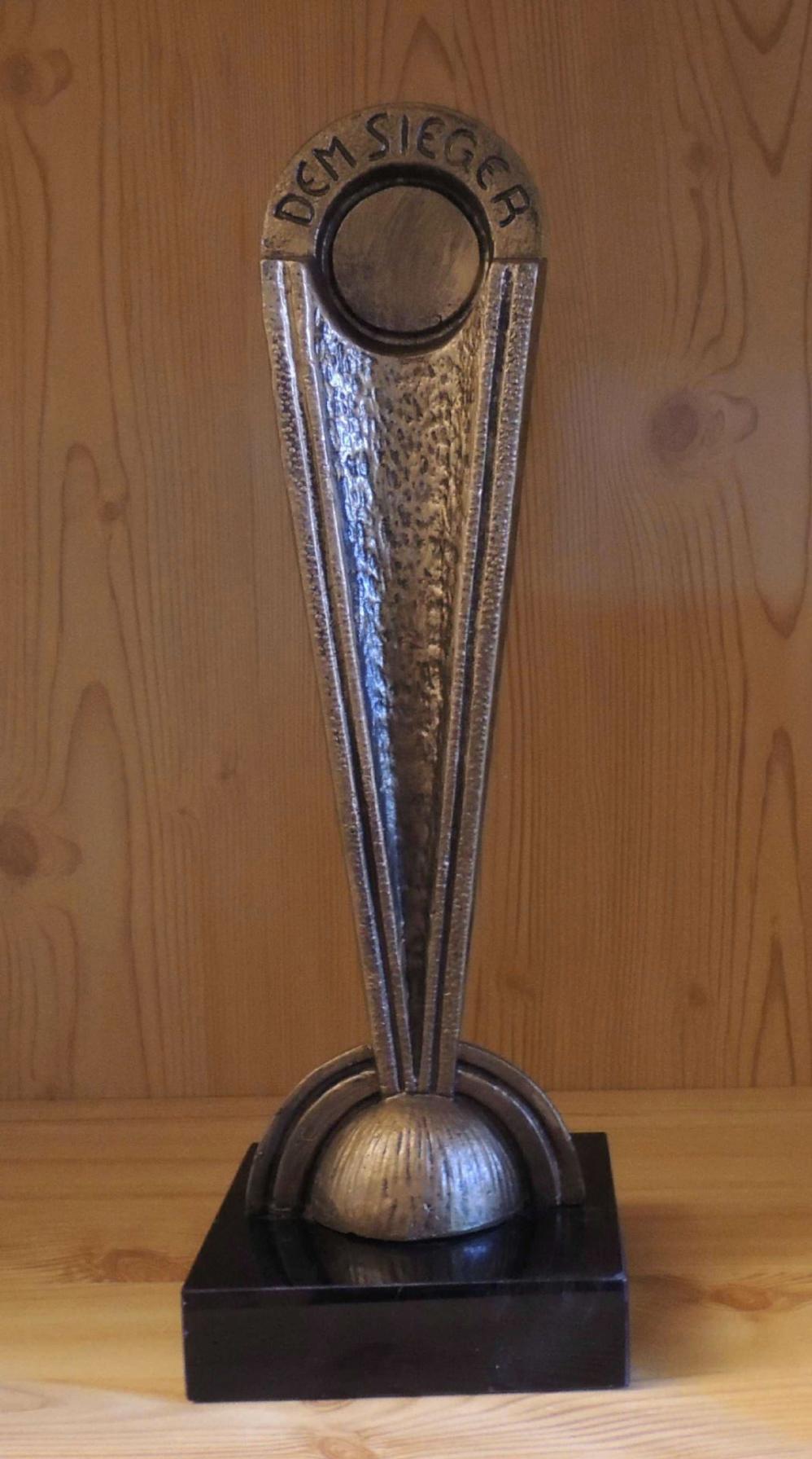 Moll Design aus Metall 22-1